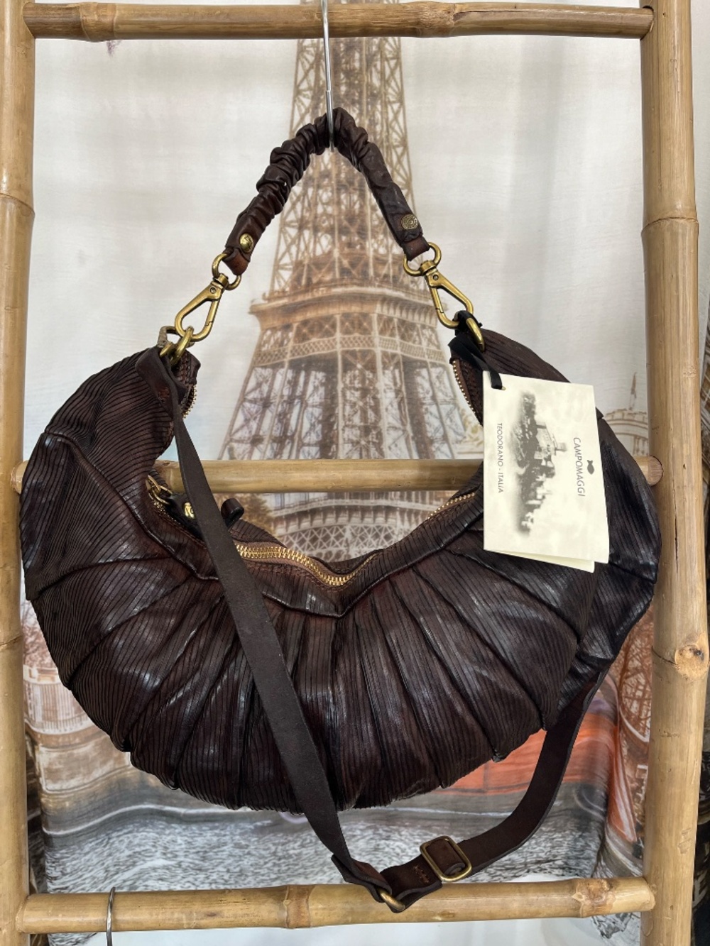 Campomaggi Shoulder Bag in Moro - Picture 2 of 9